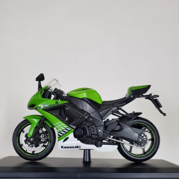 1:12 Kawasaki Ninja ZX-10R - Maisto - Image 2