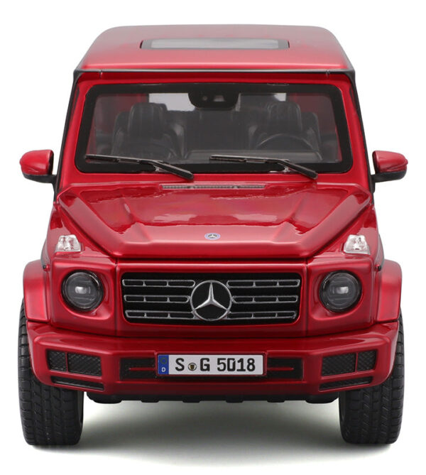 1:24 Mercedes-Benz G-Class Red - Maisto - Image 3