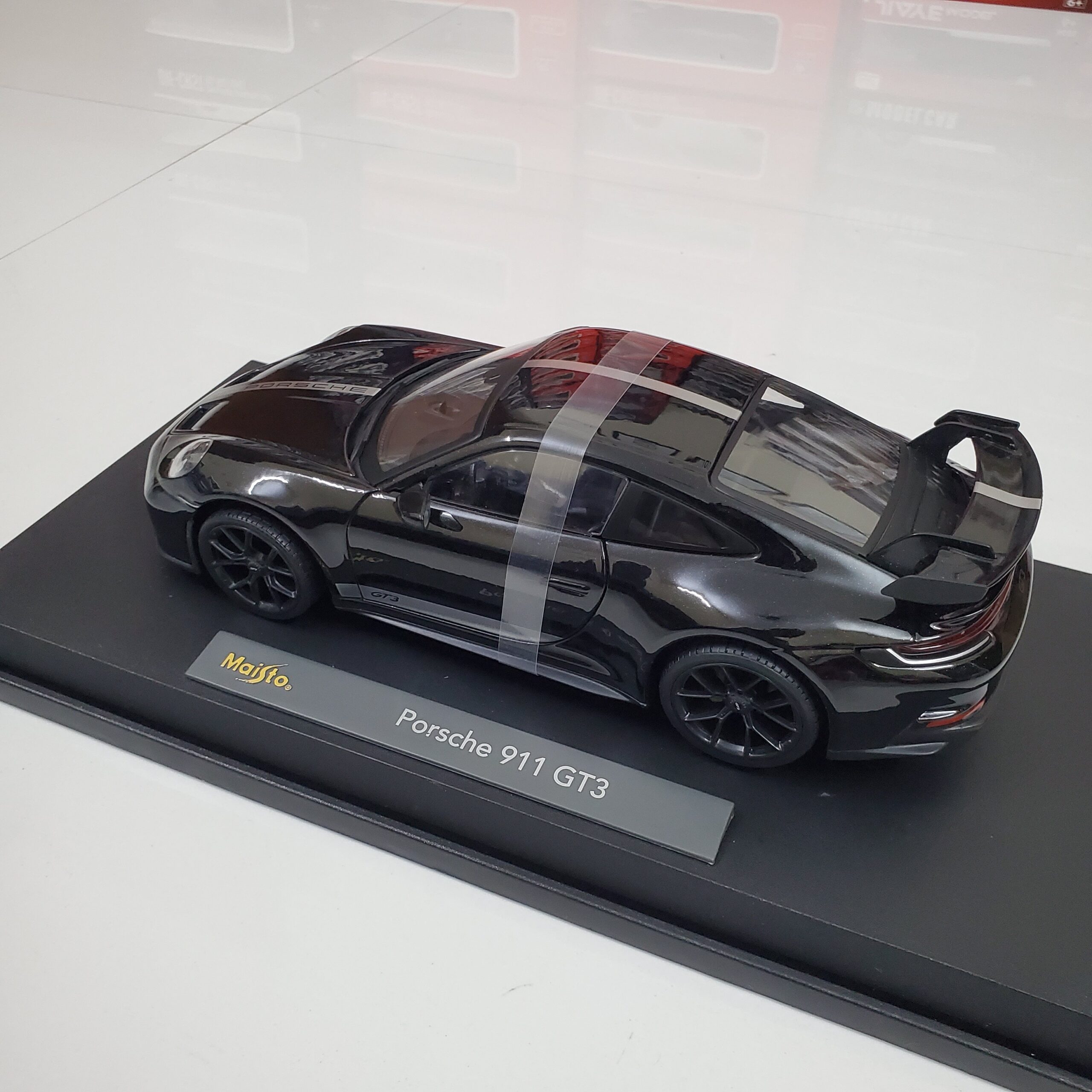 Porsche 911 GT3 1:18 Maisto Diecast Model Car – Collector’s Edition - Image 15