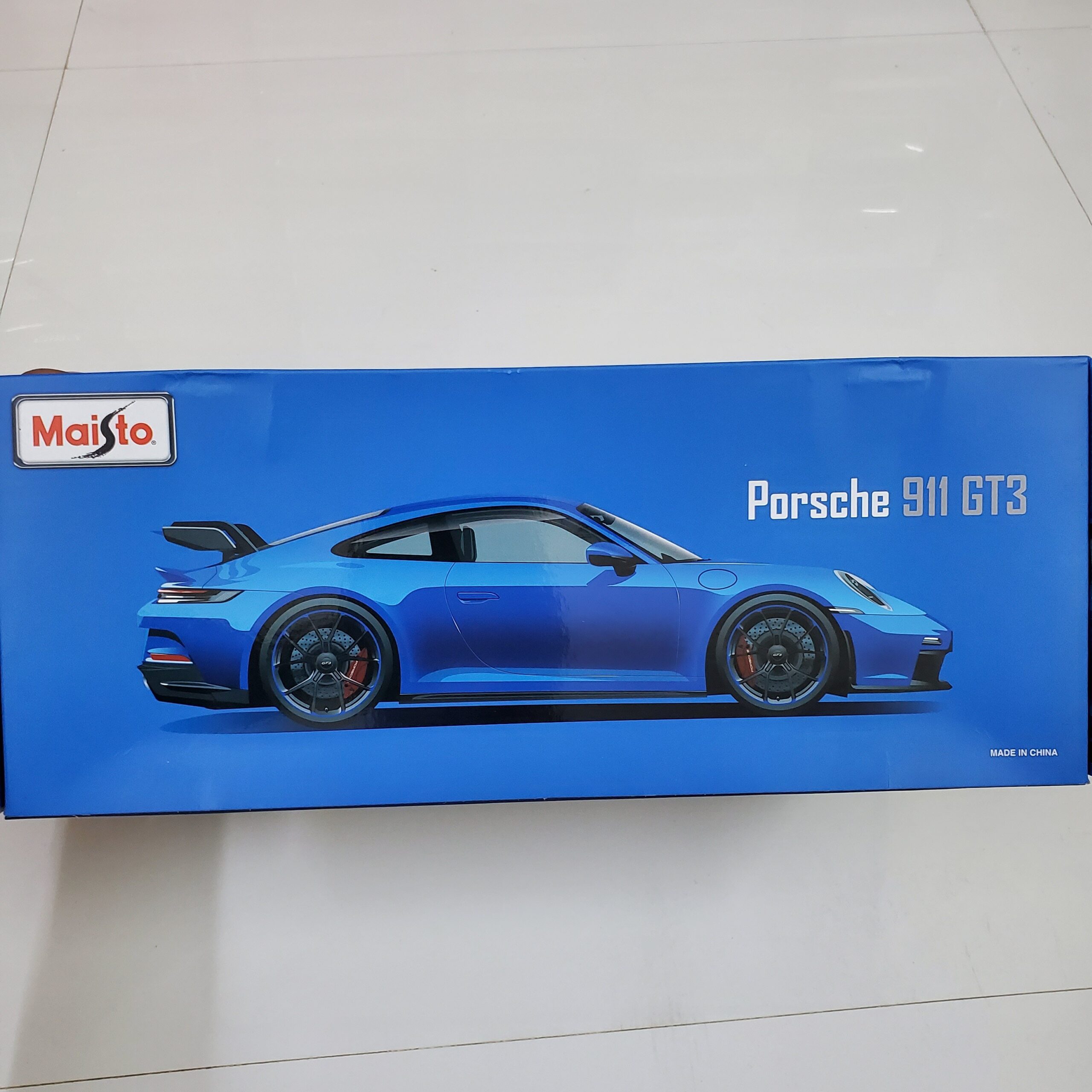 Porsche 911 GT3 1:18 Maisto Diecast Model Car – Collector’s Edition - Image 9