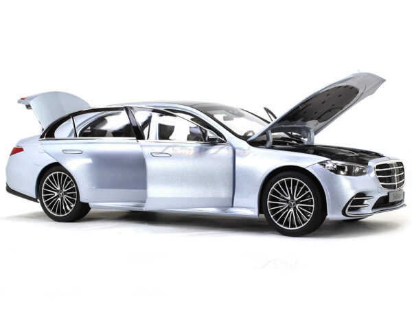 1:18 Mercedes Benz S Class W223 - Norev - Image 6