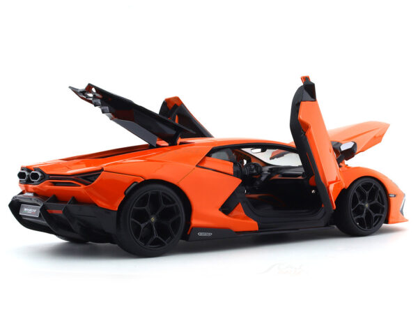 1:18 Lamborghini Revuelto - Maisto - Image 5