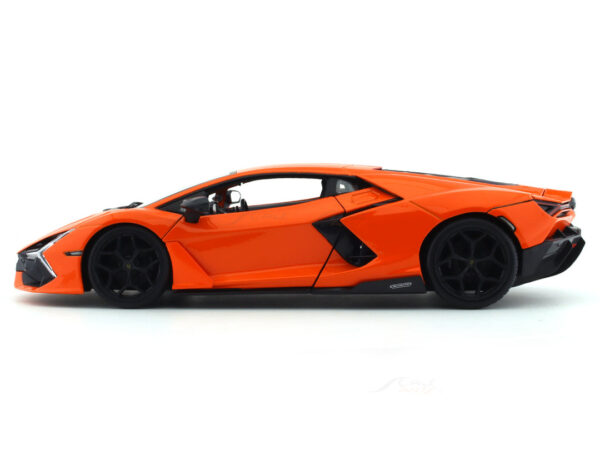 1:18 Lamborghini Revuelto - Maisto - Image 4