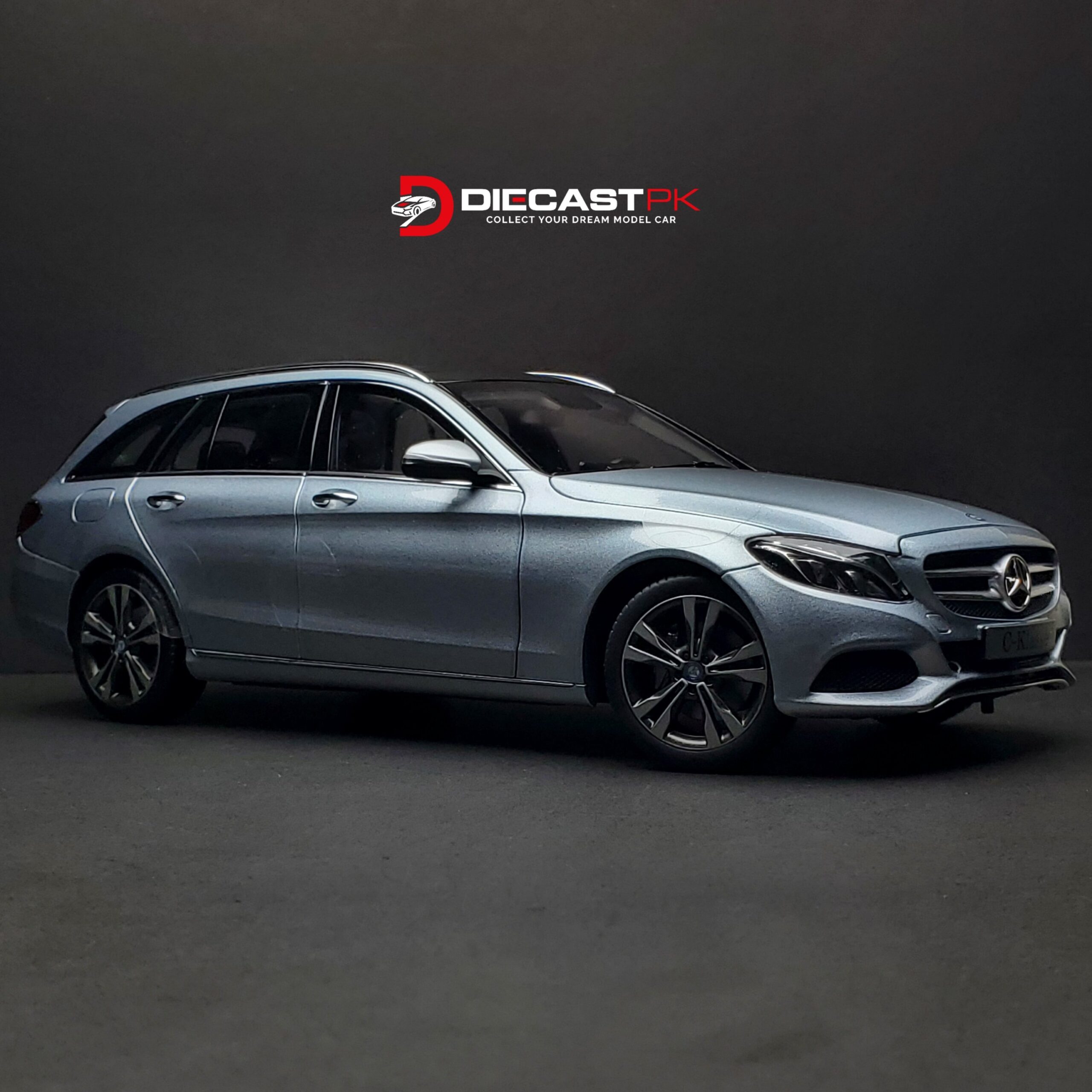 1:18 Mercedes C-Class 2014 | Norev - Image 3