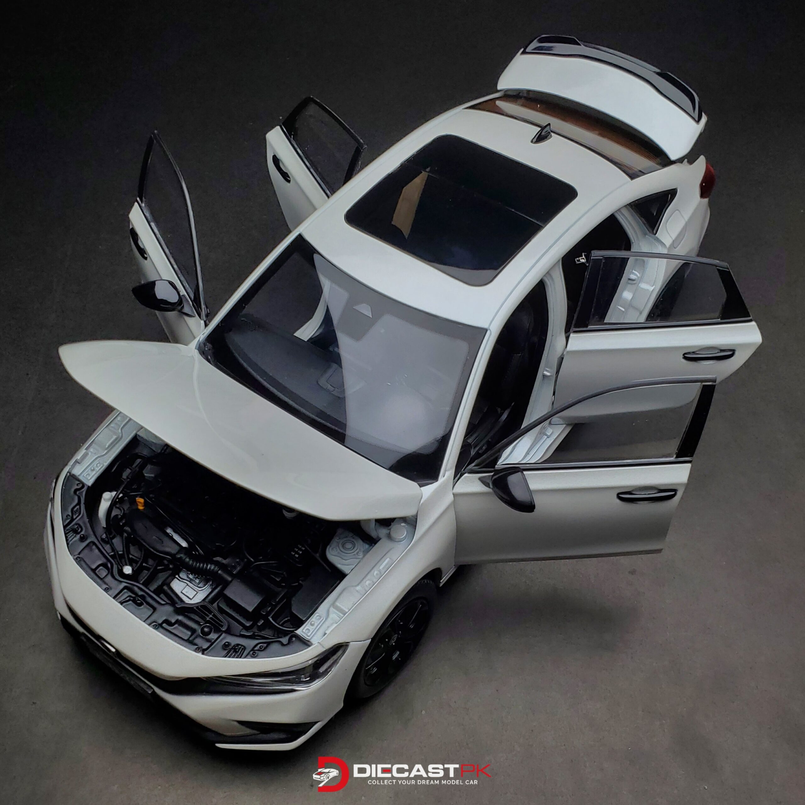 1:18 Honda Civic 11th Gen | Dealer Edition (Honda) - Image 4