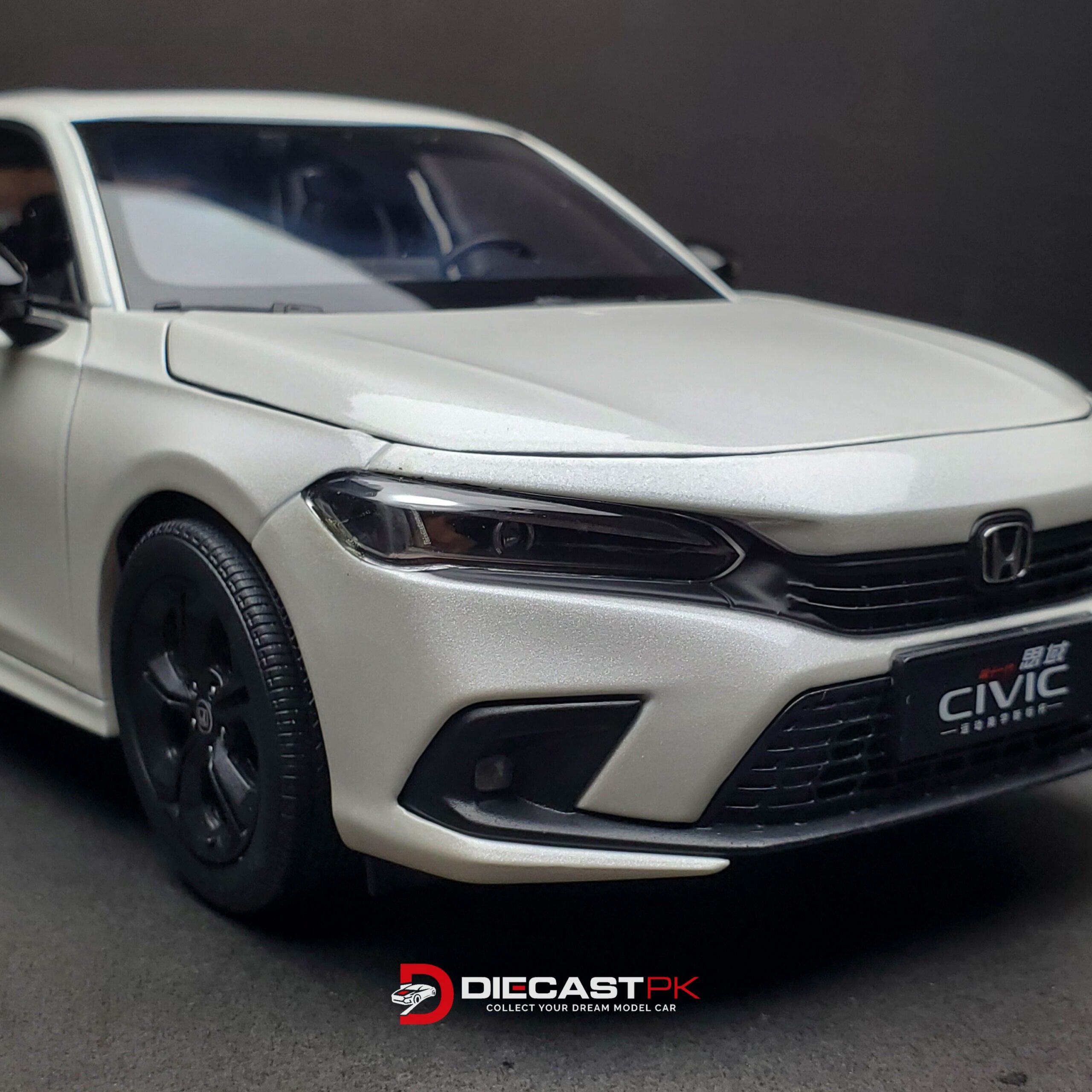 1:18 Honda Civic 11th Gen | Dealer Edition (Honda) - Image 6